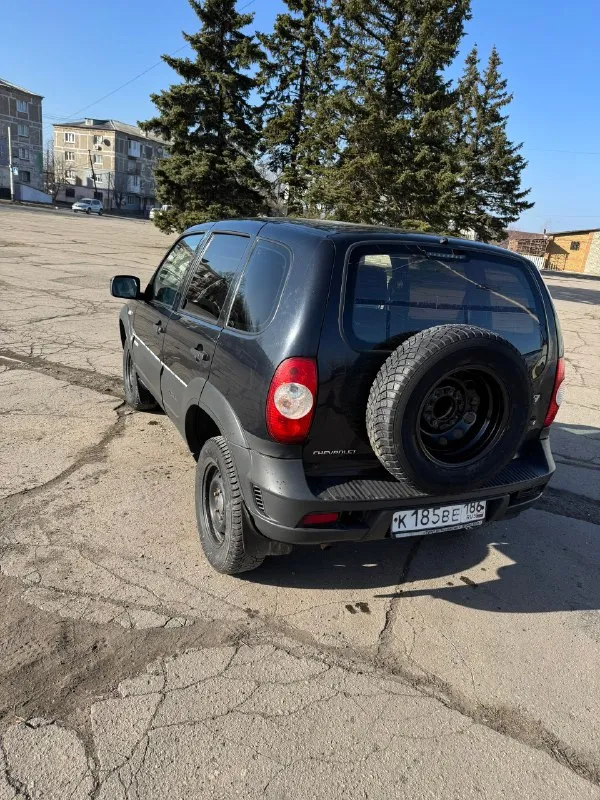 Срочно продам
Шевроле нива chevrolet niva
Мотор 1.7 бензин, газ (с документами )
Год 2016
Гур, эл стеклоподъёмники, эл зеркала с подогревом, кондиционер, центральный замок сигнализация мотор и мкпп после ремонта, новые карданы ходовая раздатка без нареканий все работает исправно, дно, арки обработаны авто в очень хорошем состоянии делать не чего не нужно
Город шахтёрск
Документы в порядке стс птс дкп

Цена 480 тыс руб + торг
Тел. +79493620713
📞 🇷🇺 Звоните: +79493620713 - фотография - 5