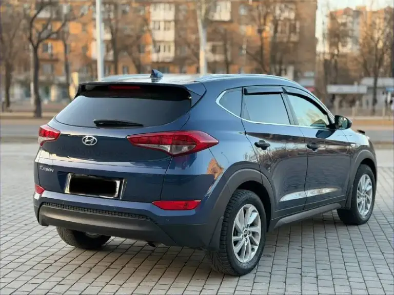 Hyundai tucson
2018Г бензин 2.0
Автомат
Автомобиль в хорошем состоянии!
Есть все для комфортного вождения!
Парктроник,
Монитор андроид,
Подогрев сидений передних и задних,
Климат/контроль,
Круиз/контроль,
Мульти-руль,
Датчик дождя,
Авто свет,
Помощь при спуске,
И многое другое….
С документами полный порядок!!
Диагностическая карта есть!!!
Цена 1,885₽
Все вопросы по тел+79495722131
📞 Звоните: +7(949)5722131 - фотография - 6