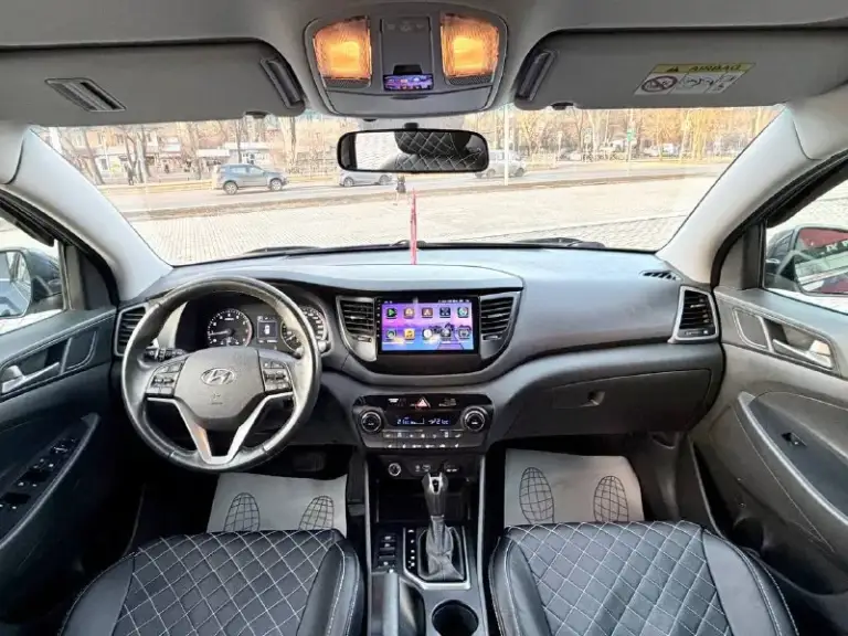 Hyundai tucson
2018Г бензин 2.0
Автомат
Автомобиль в хорошем состоянии!
Есть все для комфортного вождения!
Парктроник,
Монитор андроид,
Подогрев сидений передних и задних,
Климат/контроль,
Круиз/контроль,
Мульти-руль,
Датчик дождя,
Авто свет,
Помощь при спуске,
И многое другое….
С документами полный порядок!!
Диагностическая карта есть!!!
Цена 1,885₽
Все вопросы по тел+79495722131
📞 Звоните: +7(949)5722131 - фотография - 9