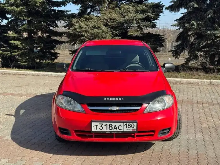 Продам chevrolet lacetti. Объем двигателя 1.4. Пробег 180.000км. Бензин и газ евро 4. Машина в отличном состоянии. 2008год. Передние стеклоподъемники. Отличная музыка. Вложений не требует. Цена 390.000р. С переоформлением. Осмотр город донецк. Все подробности по телефону +79493820834. - фотография - 7