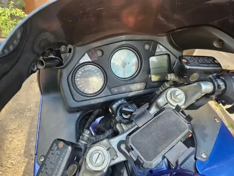 Продам honda vfr800
2001 Г
800 Кубов
Резина вся новая
Произведена замена масла, свечей, фильтров
Новый аккумулятор
Новые колодки
Полностью готов к мотосезону 🏍️
Цена 400 тыс рублей
+7959-153-18-81
📞 Звоните: +7(959)1531881 - фотография - 3