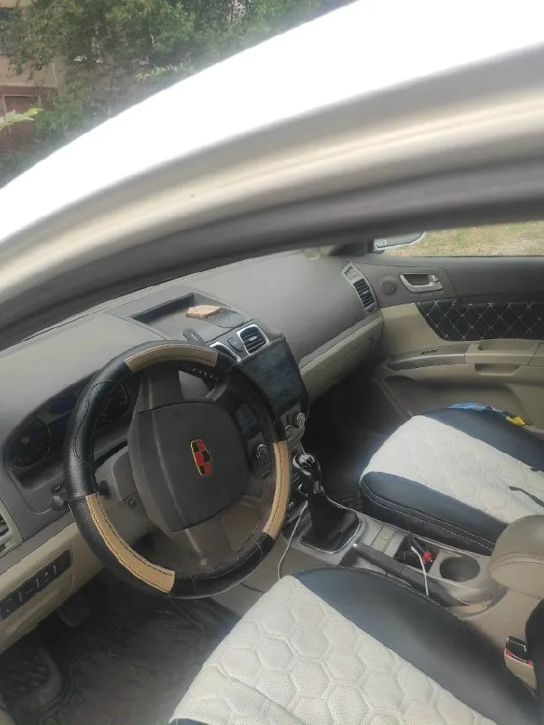Geely emgrand ec7 ₽ 410торг возможен модель:emgrand тип кузова:седан год выпуска:2011 пробег:155 км коробка передач:механическая объём двигателя:1.8 см3 вид топлива:бензин состояние машины:хорошее количество хозяев:2 доп. Свойства:эл. Стеклоподъемники, кондиционер, охранная система, парктроник мощность:126 л. С. Автомобиль в отличном состоянии, я второй владелец. Двигатель и ходовая часть идеальны, расход масла отсутствует — от замены до замены. Готов к любым проверкам. Коробка передач работает безупречно: никаких посторонних звуков, все скорости включаются чётко. Кондиционер эффективно охлаждает. Кузов в хорошем состоянии, незначительные следы на дверях и крыльях видны на фото. Днище и короб передач в идеале. В комплекте резина на лето и зиму, а также номера. +79493776045
📞 Звоните: +7(949)3776045 - фотография - 6