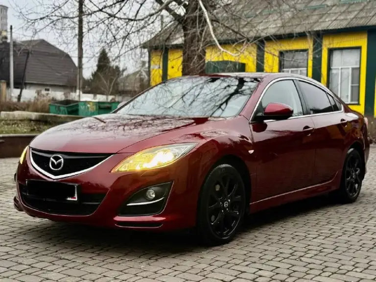 Продам свой автомобиль мазда mazda 6 2011г
Мотор 2.0 коробка автомат
Машина в отличном состоянии, кузов весь в родном окрасе. По ходовой части полный порядок, из последнего было сделано: перебрана рулевая рейка хорошим комплектующим, сделана замена масла в коробке и фильтра 40т.
По комплектации:
Двух зонный климат контроль (работает отлично)
Подогрев передних сидений
Комбинированный салон кожа
Датчик дождя и света
Круиз контроль
Электрорегулировка и электроскладывание боковых зеркал
Два комплекта ключей
Пробег 175 000 км.
Без дтп
Кто ищет для себя ухоженный автомобиль звоните
Цена 1 000 000 руб.
Осмотр в донецке.
+ +7949 508 96 15 Вячеслав - фотография - 2