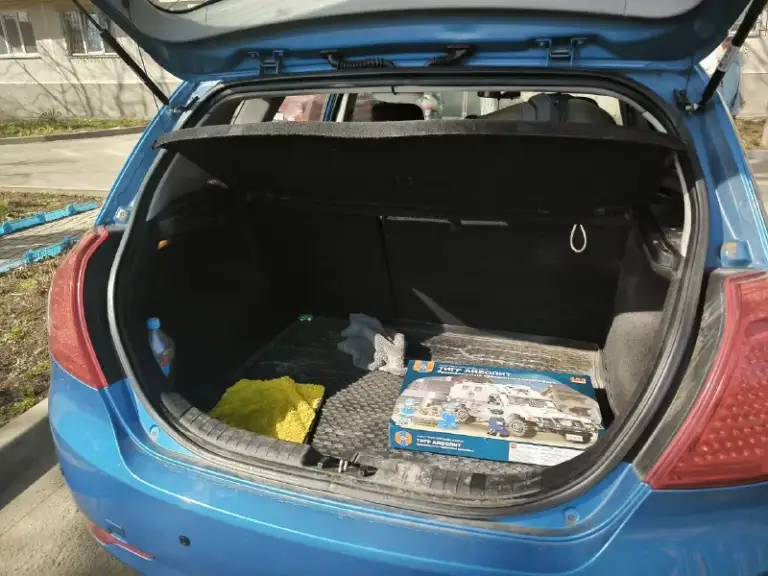 Продам kia cee'd 2010 года.
Двигатель бензиновый 1.6
Автоматическая коробка передач.
Пробег- 240 000 км.
Цена: 790 000
На все вопросы отвечу по телефону или смс.
Тел. +79498046167 - фотография - 7