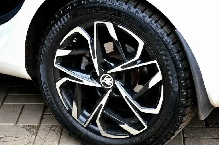 Доброго времени суток!
Продаётся skoda octavia a5 в отличном состоянии.
Официальная.
Не билась и не красилась.
Обслужена, кузов, мотор, коробка, ходовая в отличном состоянии.
Только поменял ремень грм, ролики, масло в коробке.
Поставил диски r17,зимняя резина.
Коробка автомат (гидротрансформатор) не dsg.
Год 2011
Мотор 1.6 mpi
Пробег 176.000 тыс ( не скручен)
Цена 950.000 тыс.
Реальному покупателю, торг.
Возможен обмен на авто дешевле.
Тел +79495022883 - фотография - 10