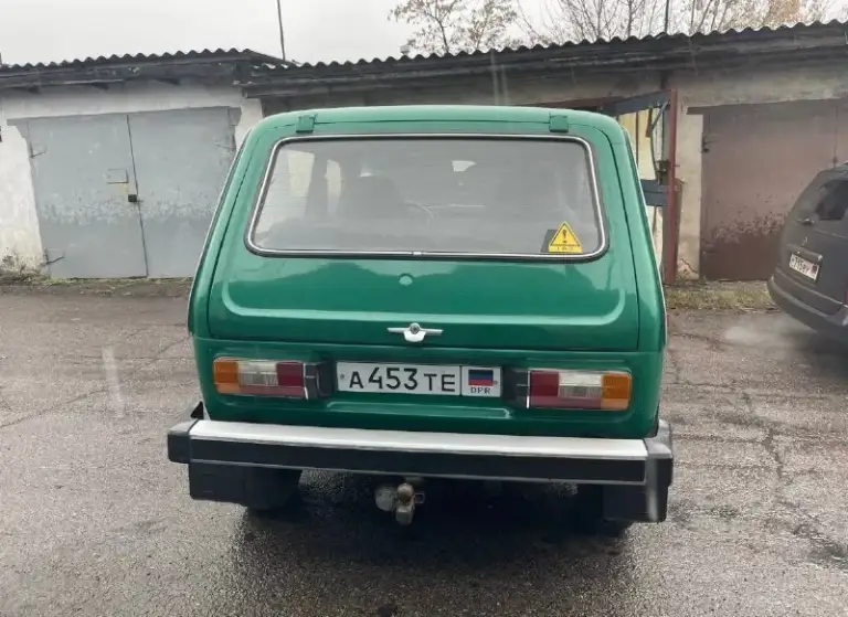 Продается нива 1981 года.
Двигатель 1,6 л.
5-Ти ступенчатая
Газ и бензин
Цена:350.000 торг уместен.
К машине можно приобрести прицеп и багажник.
Номер телефона: +79493731168.
Все вопросы по телефону.
📞 Звоните: +7(949)3731168 - фотография - 4