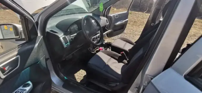 Срочно продаю hyundai getz 2008 г. В. , объем 1.4 автомат машинка в хорошем состоянии без вложений по кузову все отлично гнили ржавчины не чего нет 100% мотор идеальный работает ровно масла, фильтра только менял, коробка переключает тихо, мягко, по ходовой все хорошо не чего не гремит не стучит все отлично. Резина зима лето. Документы в порядке я хозяин полное переоформление, любые проверки без проблем. Машинка в идеальном состоянии не каких вложений не требует. Комплектация максимальная могу скинуть видео обзор по запросу продажа срочная цена 250 тыс рублей торга нет тел +79494497537 звоните в любое время есть телеграмм и макс, вотцап
📞 Звоните: +7(949)4497537 - фотография - 4