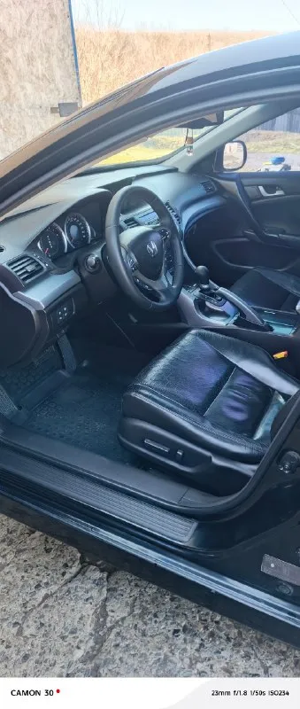 Honda аккорд. 2008 год. 2,4 автомат. Пробег 260 000км. Не битая, есть крашеные детали. Двигатель не дымит едет бодро чистый, сухой. Коробка работает хорошо, максимальная комплектация машиной владею с 2021 года 1 000 000. Торг никто не отменял. Днр. Г. Амвросиевка, +79494027098,+79064281562
📞 Звоните: +7(949)4027098 - фотография - 8