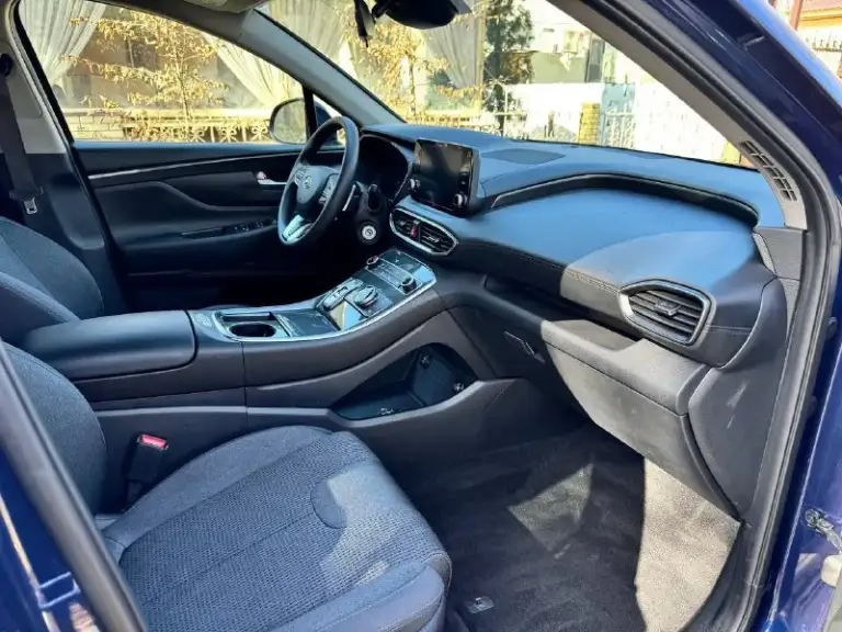 Продам hyundai santa fe awd
2021 Года
С двигателем 2.5 бензин динамичный и экономичный, три режима езды, , сенсорный монитор большой
Датчик света, подогрев зеркал -bluetooth
В хорошей комплектации
Авто не бито не крашено вся в заводской краски
Airbag заводской не открывались
Автомобиль в отличном состоянии.
Хороший торг реальному покупателю
73.000 Км пробег родной
5Nms1dajxmh318699
Только с переоформления в мрео
Тех осмотр на руках
Возможно продажа в кредит
Возможен обмен
3.300.000₽
Торг хорошему и быстрому человеку
📱+7(949) 382-99-05
📍Г. Донецк
📲 Tg: @vania_3773
📞 Звоните: +7(949)3829905 - фотография - 6