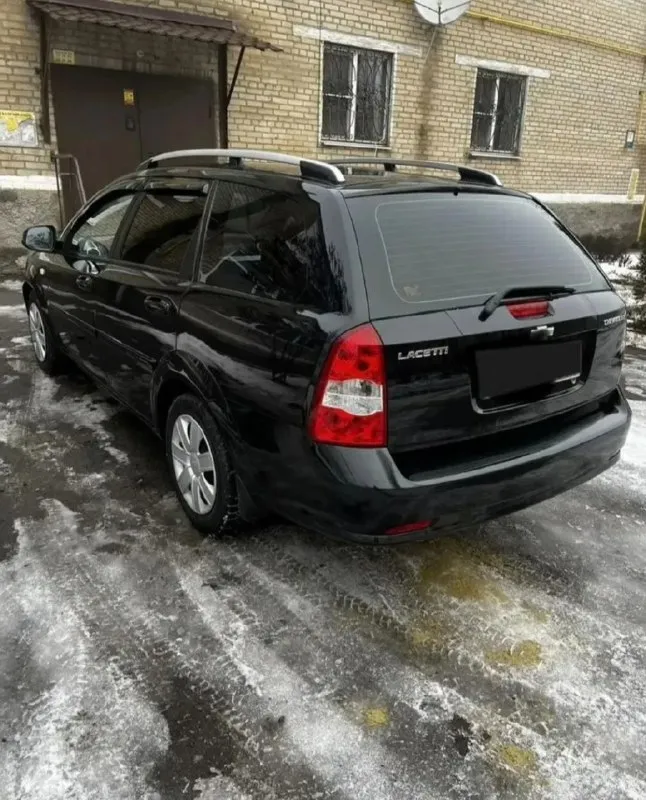 Собственник продам chevrolet лачетти 2011год авто как новая гаражное хранение комплектация полная вложение не нужно абсолютно никаких резина новая кондиционер дует отлично 👍 авто очень красивом цвете. Тел +79496645767
📞 Звоните: +7(949)6645767 - фотография - 5