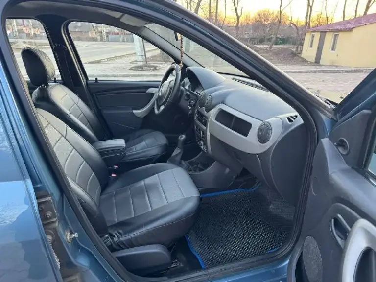 🚗
🚘Продам🚘 рено логан🚘
Год выпуска 2010
❄️Кондиционер
Аbс,
Гидроусилитель руля
2 Стеклоподъемника
С родным пробегом 120 тыс.
Авто в идеальном состоянии!!!
Не бит не крашен!
Мотор, коробка и ходовая без нареканий!
Два комплекта резины, зима-лето
Авто полностью обслужен на полном уверенном ходу! Вложений никаких не требует!
Электрика вся работает!
Цена 490тыс руб ‼️срочно торг у капота‼️🚨
Цена: 490000 ₽
📲 Tg: алёна
📞 🇷🇺 Звоните: +79498997842

Авторынок днр донецк - фотография - 5