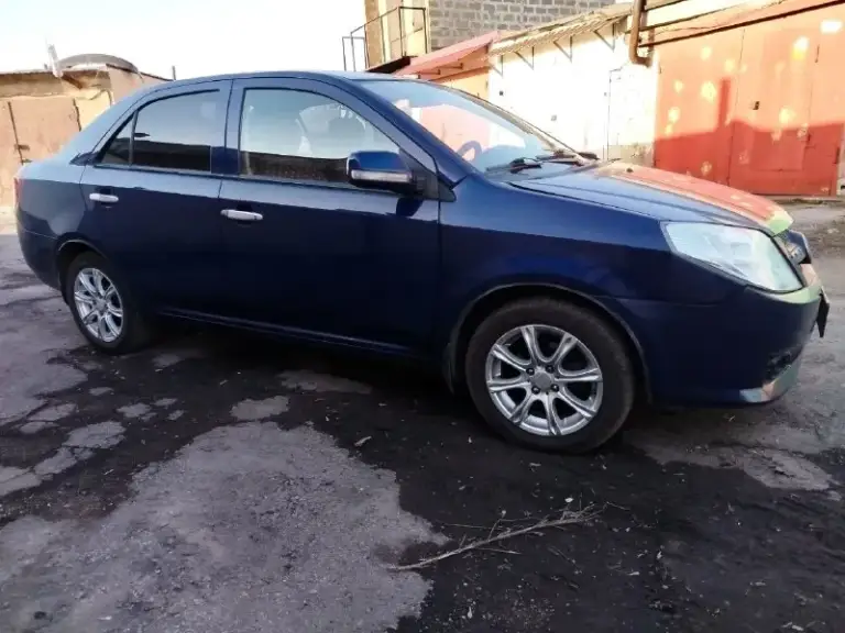 Продаётся geely мк. Двигатель 1.6, который не гнёт клапана.
Коробка - мкпп. Пробег: 50 тысяч км. Не скрученный. В зимний период машина не ездила, хранилась в гараже.
Учёт: российский (180 регион).
Комплектация: гур, кондиционер, 4 стеклоподъёмника, рабочий люк, пороги целые, дно без дыр, задний парктроник, салон бежевый, не прокуренный.
Диагностическая карта есть. Переоформление в мрэо.
Машина от владельца.
Цена: 320 000 с символическим торгом возле капота. Машина находится в донецке.
По вопросам: +7 949 320 54 76
+7 949 320 54 74.
📞 Звоните: +7(949)3205476 - фотография - 3