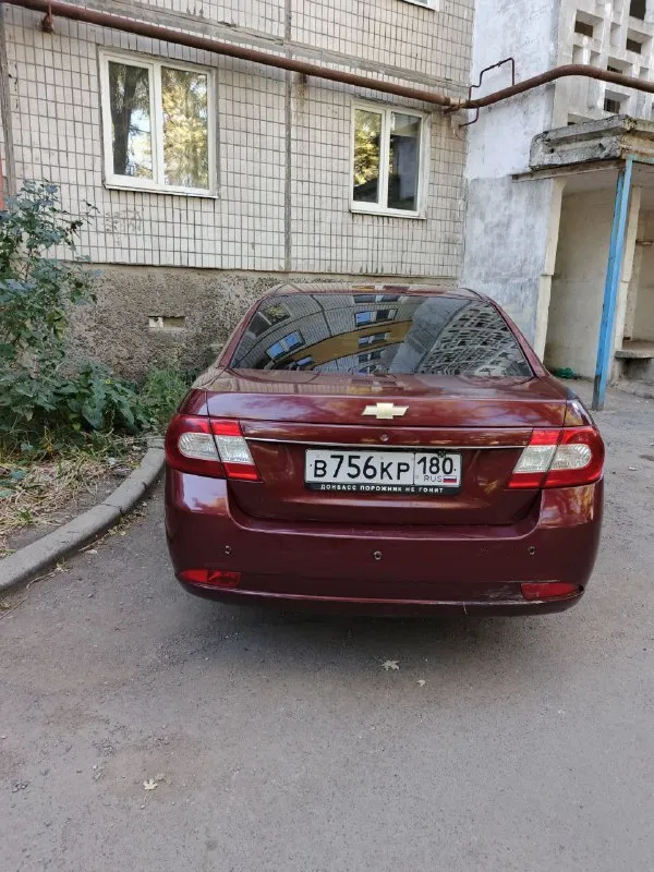 Продам свою машинку шевроле эпика, 2008 года выпуска. 2 л ( 143 л. С. ) механика.
Круиз - контроль, климат - контроль, 4 эсп, подогрев сидений, магнитола новая (старую отдам)
Она у меня третий год, менялось много всего и во время, в том числе рулевая рейка (отдам старую под восстановление на всякий случай). Двигатель с пробегом 135 тысяч установлен в июле 2025 (старый отдам в разобранном виде, голова проточена, ).
По ходовке все заменено. Менялось сцепление, компрессор кондиционера, передние ступицы.
Заменено масло и фильтра.
Установлено гбо, не зарегистрировано, но устанавливалось в таганроге и есть все документы. Так же могу снять, без проблем.
В серьезных дтп не была, были притертости и соответственно окрасы.
Салон кожа, все целое.
На учёте на мне, переоформление без проблем.
Машина каждый день на ходу.
По кузову есть недостатки, машина не новая. Да и вообще всегда есть к чему стремиться и приложить руки.
Цена 580 ₽, торгуюсь при виде денег.
+79495015550
Донецк - фотография - 2