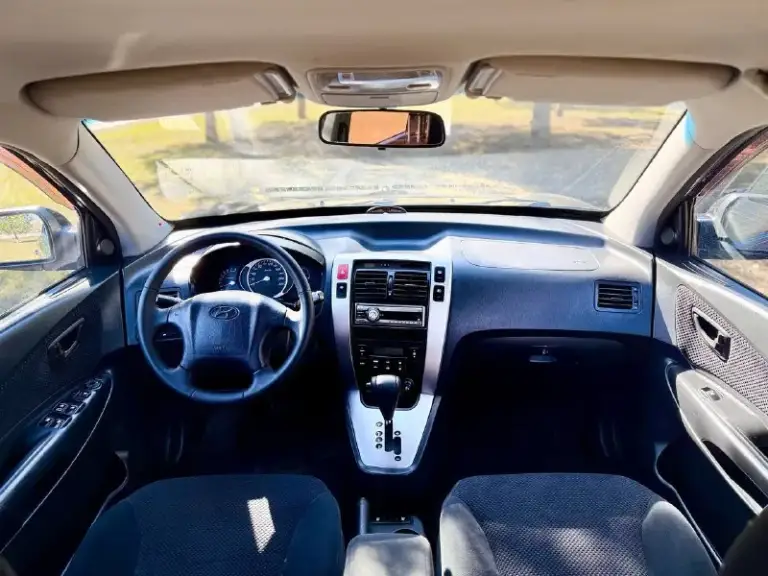 ◼️ Hyundai tucson

💰Цена: 900 000р
🏢Город: мариуполь
📅Год выпуска: 2006
🧾Пробег: 180 526км.
⚙️Двигатель: 2.0
⛽Топливо: бензин/газ
⚙️Кпп: автомат

📞 Телефон:

+7-949-727-41-51
+7-949-551-91-52
+7-989-263-55-56

💾 Описание:

✅ Отличное состояние
✅ Полный привод 4х4
⛽️ Гбо евро-4

➕ Два комплекта резины
Зима/лето на дисках

Надёжный двигатель 2.0 едет хорошо, акпп отлично. Ходовая без посторонних звуков, мягкая. Велюровый салон как новый, гур, полный электропакет, abs, центральный замок, сигнализация, подогрев сидений, кожаный руль, подогрев лобового, климат-контроль холодит шикарно.

Улица шевченко 2️⃣6️⃣9️⃣

➕Автомобиль с пройденным техническим осмотром и готов к переоформлению.

🏦 Возможна продажа в кредит по двум документам. - фотография - 8