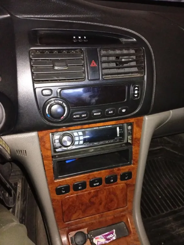 Продам chevrolet evanda 2.5 автомат. Пробег 236 т. Км. Регистрация рф, местная, 180 регион. Установлен и вписан газ. Заводится, работает. Есть проблема с акпп, сама не едет. Обработана, обесшумленна. Кондиционер, климат контроль, кожаный салон, сигнализация, центральный замок, газ, парктроник, 2 ключа, диски литые, новый радиатор, катушки, ходовка в хорошем состоянии.
Быстрое переоформление без проблем. Цена 300 т. Рублей. +79490451504 - фотография - 5
