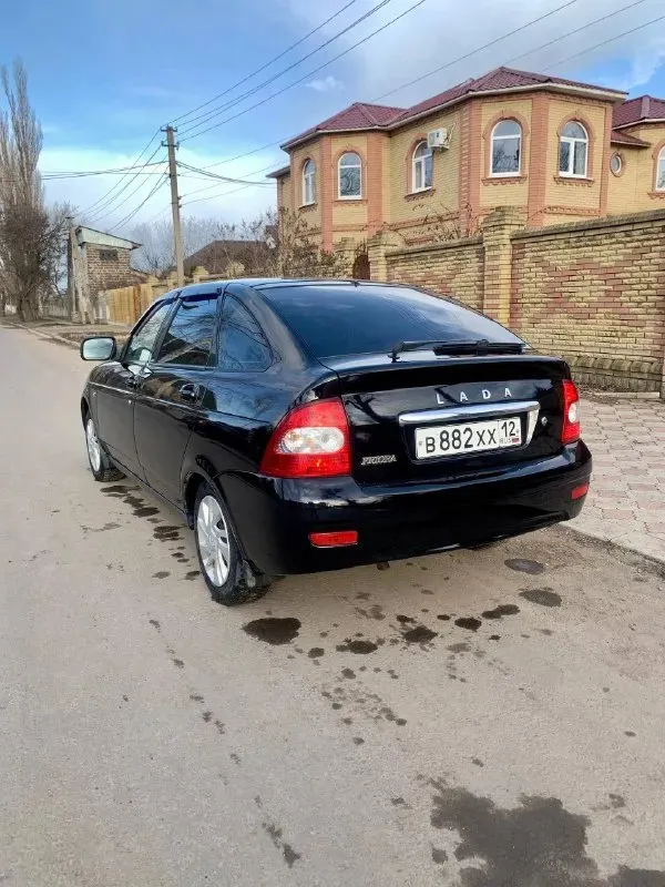 Доброго времени суток. Продам ваз priora 2009г 16кл двигатель работает отлично масло не жрет. Коробка не хрустит не выбивает скорости включаются плавно, ходовая мягкая тихая, за машиной следили и ухаживали, днище целое, стаканы задние, передние целые, низа дверей тоже целые, пробег заводской 178000т км. Комплектация: кондиционер, abs, эур, магнитола usb, aux, подушка безопасности, за авто вообще не стыдно, с документами тоже полный порядок переоформление без проблем, машина без дтп, остекление все заводское, остальные вопросы по телефону +7949-329-65-85 телеграмм тоже на этом номере. Цена 410000т. Р торг у капота осмотр г. Харцызск. Всем добра👍
📞 Звоните: +7(949)3296585 - фотография - 5
