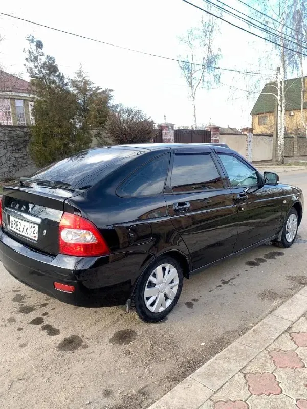 Доброго времени суток. Продам ваз priora 2009г 16кл двигатель работает отлично масло не жрет. Коробка не хрустит не выбивает скорости включаются плавно, ходовая мягкая тихая, за машиной следили и ухаживали, днище целое, стаканы задние, передние целые, низа дверей тоже целые, пробег заводской 178000т км. Комплектация: кондиционер, abs, эур, магнитола usb, aux, подушка безопасности, за авто вообще не стыдно, с документами тоже полный порядок переоформление без проблем, машина без дтп, остекление все заводское, остальные вопросы по телефону +7949-329-65-85 телеграмм тоже на этом номере. Цена 410000т. Р торг у капота осмотр г. Харцызск. Всем добра👍
📞 Звоните: +7(949)3296585 - фотография - 6