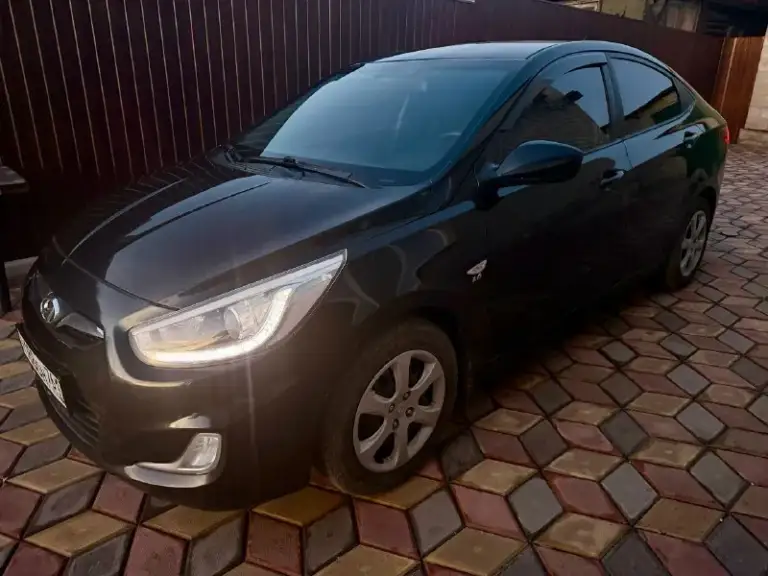 Г. Енакиево продам hyundai solaris i 2014 года выпуска мотор 1.6 123 л. С. Мкпп родной пробег 214000 км шикарная комплектация: - 4 стеклоподъемника - кондиционер - магнитола с carplay и android auto - мульти руль - камера заднего вида - видео регистратор - полный led свет с линзами автомобиль по технике на отлично, едет очень бодро. Недавно заменена цепь грм, масло и фильтра, обслуживалась каждые 6-7 тысяч. Кузов в хорошем состоянии как на фото, ходовая на твердую 4. В такси и прочих организациях никогда не была! Документы кристально чистые, без запретов/залогов, полное переоформление, на руках всё имеется: птс, стс, дкп, сервисные книжки, 2 ключа. Цена: 870000р связь: +79494678804 телеграмм, вотсап на этом номере
📞 Звоните: +7(949)4678804 - фотография - 1
