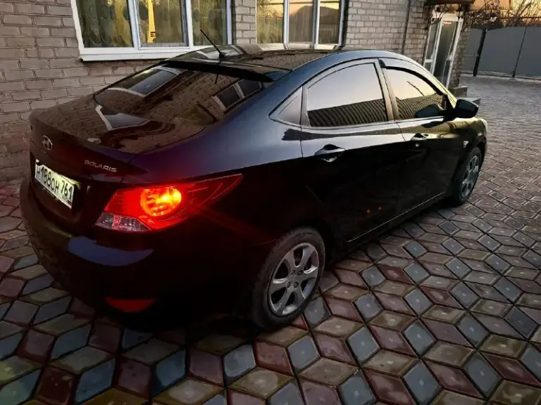 Г. Енакиево продам hyundai solaris i 2014 года выпуска мотор 1.6 123 л. С. Мкпп родной пробег 214000 км шикарная комплектация: - 4 стеклоподъемника - кондиционер - магнитола с carplay и android auto - мульти руль - камера заднего вида - видео регистратор - полный led свет с линзами автомобиль по технике на отлично, едет очень бодро. Недавно заменена цепь грм, масло и фильтра, обслуживалась каждые 6-7 тысяч. Кузов в хорошем состоянии как на фото, ходовая на твердую 4. В такси и прочих организациях никогда не была! Документы кристально чистые, без запретов/залогов, полное переоформление, на руках всё имеется: птс, стс, дкп, сервисные книжки, 2 ключа. Цена: 870000р связь: +79494678804 телеграмм, вотсап на этом номере
📞 Звоните: +7(949)4678804 - фотография - 3