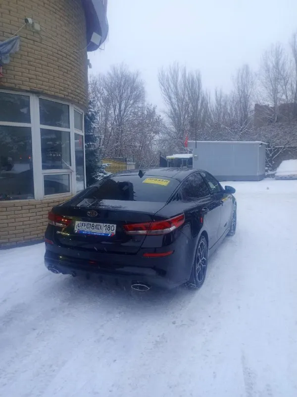 Продам автомобиль kia optima 2019 года.
Машина официальная, не пригон.
Комплектация: gt line
Кожаный салон, электропакет передних сидений, подсветка по контуру, обогрев всех сидений, руля, боковых зеркал, обдув передних сидений, 2-х зонный климат контроль, премиум музыка harman/kardon, датчики слепых зон, давления, дождя и света, auto hold, start/stop, бесключевой доступ, авто затемняющее стекло заднего вида, панорамная крыша, мультимедиа (android auto, apple carplay), камера 360°, авто парковка, круиз контроль.
Заводской обвес gt. Диски r18.
Мотор 2.4, автомат. 157.000 км родного пробега.
Цена: 1.700.000₽ срочно
Тел: +7-949-978-61-00 - фотография - 6