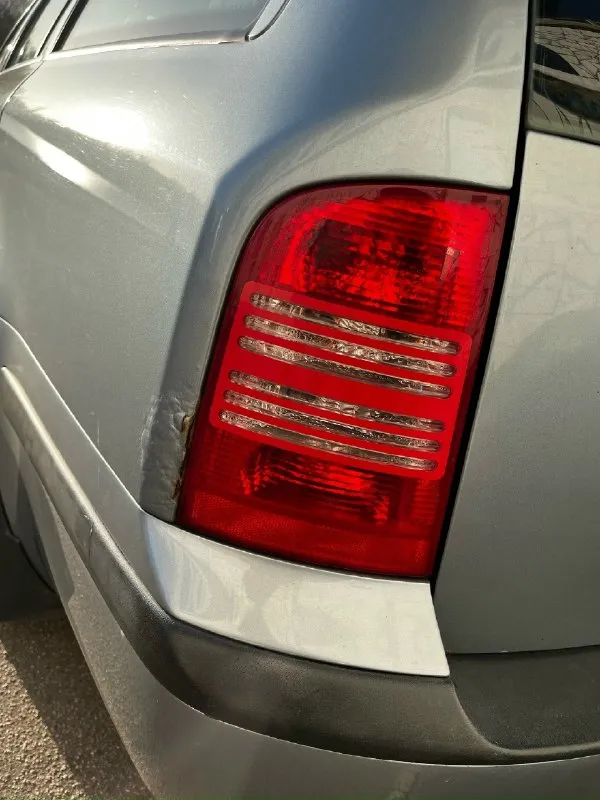Продам skoda octavia tour 2004 год находится город енакиево цена 570.000руб разумный торг возле капота продажа от собственника регион 180 мотор 1.6 бензин коробка механика пробег 244.435км кондиционер есть печка греет резина зима-лето кузов в хорошем состояние живой, не битый не крашен, есть пару моментов не критично на фото видно. Двигатель работает хорошо, коробка тоже нужно поменять рулевую тягу она куплена отдадим вмести с машиной а в остальном машина сел и поехал. Продажа с связи покупкой новой машины, по этому с продажей не спешу. Тел +79493383917 связь бывает плохая на этом номер есть тг или пишите в личные сообщение.
📞 Звоните: +7(949)3383917 - фотография - 5