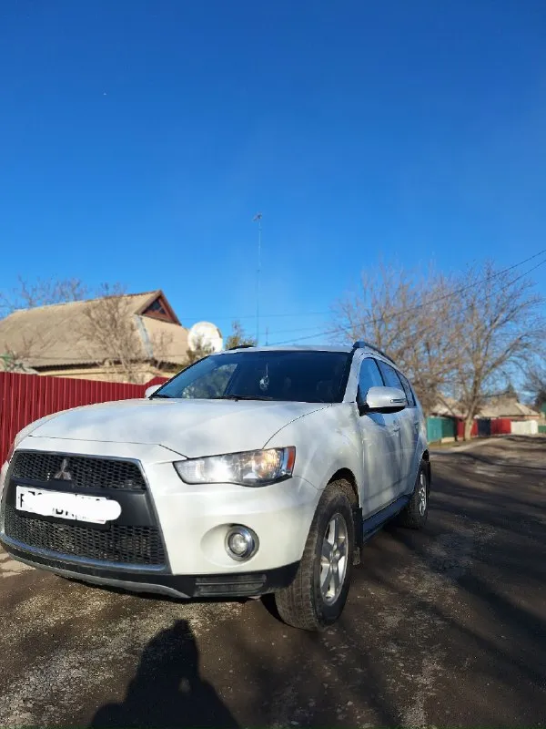 Mitsubishi outlander xl 2012 год двигатель 2.0л (150л. С. ) коробка cvt(вариатор) подключаемый полный привод, блокировка дифференциала, abs, анти занос пробег 162000км покупался в 2012 году в донецке в автосалоне, я один хозяин автомобиль в отличном состоянии, без дтп, в родном окрасе комплектация: климат-контроль, подогрев сидений, подогрев зеркал, лобового стекла, заднего стекла, usb, bluetooth, hands free (громкая связь) цена: 1700000руб авто находится в амвросиевке, могу приехать в донецк +7(949) 339-16-49 телеграм +7(977) 014-63-42
📞 Звоните: +7(949)3391649 - фотография - 2