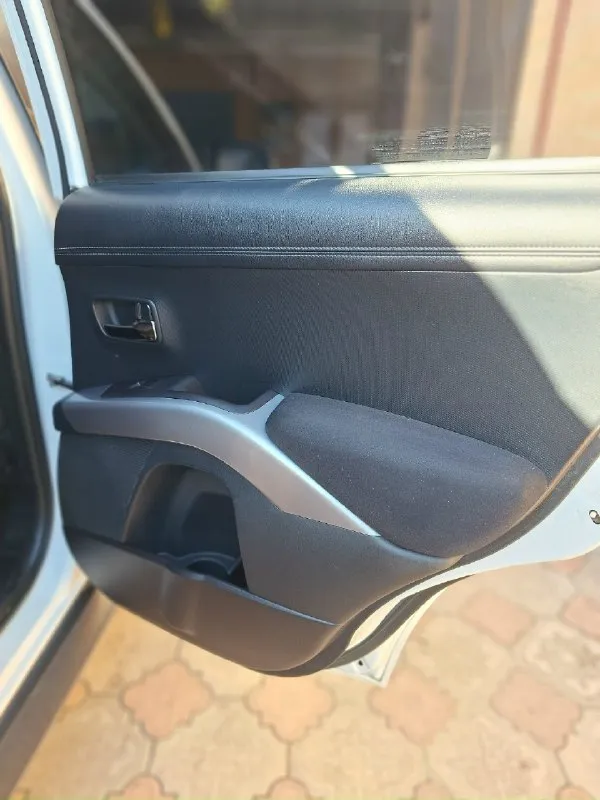 Mitsubishi outlander xl 2012 год двигатель 2.0л (150л. С. ) коробка cvt(вариатор) подключаемый полный привод, блокировка дифференциала, abs, анти занос пробег 162000км покупался в 2012 году в донецке в автосалоне, я один хозяин автомобиль в отличном состоянии, без дтп, в родном окрасе комплектация: климат-контроль, подогрев сидений, подогрев зеркал, лобового стекла, заднего стекла, usb, bluetooth, hands free (громкая связь) цена: 1700000руб авто находится в амвросиевке, могу приехать в донецк +7(949) 339-16-49 телеграм +7(977) 014-63-42
📞 Звоните: +7(949)3391649 - фотография - 9