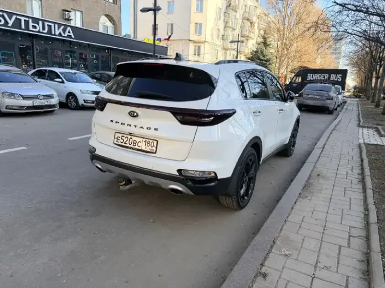 Продам kia sportage 2019
Привод передний, 2.0 на 184 л. С. , 8 а/т, весь кузов в родной краске, без подкрасов и дтп.
Пригнан из кореи.
Пробег 101 тыс. Км
Своевременное обслуживание, в техническом плане вопросов нет.
Adblue работает, проблем никаких нет. Не отшивал, так как не вижу смысла трогать рабочие элементы.
Комплектация signature (самая полная для этой модели за исключением музыки jbl и камер 360)
Машина 2 года во владении, ездит супруга.
Цена 2.65 млн. Рублей (торг имеется)
Два комплекта колес.
Осмотр донецк
+79493004309
📞 Звоните: +7(949)3004309 - фотография - 3