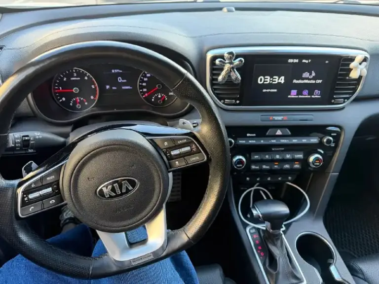 Продам kia sportage 2019
Привод передний, 2.0 на 184 л. С. , 8 а/т, весь кузов в родной краске, без подкрасов и дтп.
Пригнан из кореи.
Пробег 101 тыс. Км
Своевременное обслуживание, в техническом плане вопросов нет.
Adblue работает, проблем никаких нет. Не отшивал, так как не вижу смысла трогать рабочие элементы.
Комплектация signature (самая полная для этой модели за исключением музыки jbl и камер 360)
Машина 2 года во владении, ездит супруга.
Цена 2.65 млн. Рублей (торг имеется)
Два комплекта колес.
Осмотр донецк
+79493004309
📞 Звоните: +7(949)3004309 - фотография - 6