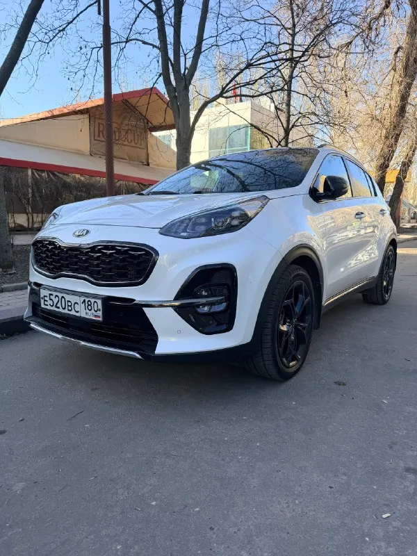 Продам kia sportage 2019
Привод передний, 2.0 на 184 л. С. , 8 а/т, весь кузов в родной краске, без подкрасов и дтп.
Пригнан из кореи.
Пробег 101 тыс. Км
Своевременное обслуживание, в техническом плане вопросов нет.
Adblue работает, проблем никаких нет. Не отшивал, так как не вижу смысла трогать рабочие элементы.
Комплектация signature (самая полная для этой модели за исключением музыки jbl и камер 360)
Машина 2 года во владении, ездит супруга.
Цена 2.65 млн. Рублей (торг имеется)
Два комплекта колес.
Осмотр донецк
+79493004309
📞 Звоните: +7(949)3004309 - фотография - 8