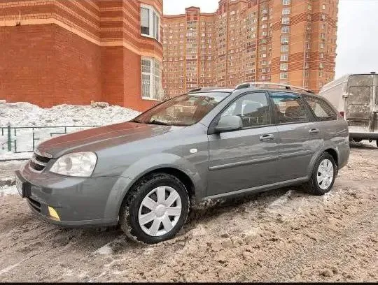 Продам лечети универсал, в очень редком и красивом цвете. Машина 2010 года выпуска на механике. С родным пробегом 145 тыс.
Проблем с автомобилем нету. Мотор, коробка, подвеска, все на отлично. Нету рыжиков, пороги в хорошем состоянии.
По авто максимальная комплектации которая была, климат заправлен, каждая кнопка в авто работает.
По цене торгуемся у авто.
650
Связь по номеру телефона
+79496590768 - фотография - 5