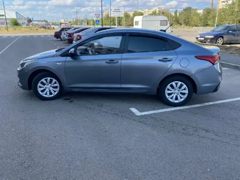 Срочно ‼️
Hyundai solaris 2019г
Автомобиль в хорошем состоянии, вложений никаких не требует. Ходовка обслужена. И коробка работают отлично. Все кнопочки работают, кондиционер холодит, два комплекта резины. Надёжный экономичный автомобиль. Я хозяин
Пробег 137т
Цена 1220000
Тел. +79497287598
📲 Tg: жека
📞 Звоните: +7(949)7287598 - фотография - 2