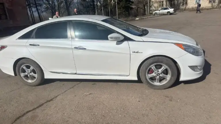 Продам
Hyundai sonata
2013Г
2.4 Бензин hybrid
Пробег 168т. Миль
Цена:1000050 торг
Любые виды переоформления
Любые проверки
Коробка акпп 6ст.
Датчики давления в шинах, типтроник, круиз контроль, abs, esp, датчик света, электроусилитель руля, датчик дождя, климат контроль, мультируль, электро сиденье, электрозеркала, эко режим, usв, аuх, вluetooth.
Стекла все родные.
Авто обслужено, доедет куда угодно.
+79495307100 - фотография - 3