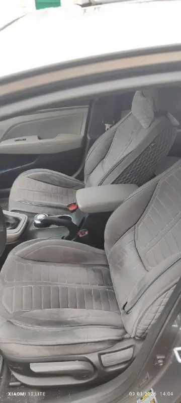 Hyundai elantra vi 2018 год
2.0 6-Ст
150 Л. С.
Родной пробег 83 тыс. Км
Машина в отличном техническом и эстетическом состоянии, обслужена и ухожена.
Хорошая комплектация:
- Бесключевой доступ,
- 2 Ключа,
- 6-Ти ступенчатый автомат с 3 режимами: eco-standart-sport, -
- Кондиционер,
- Мультируль,
- Круиз-контроль,
- 2Х-зонный климат-контроль,
- Подогрев сидений,
- Люк,
- Цветной многофункциональный монитор teyes с камерой заднего вида и carpay,
- Видеорегистратор,
- Датчик давления в шинах,
- Литые диски лето (резина continental),
- Литые диски зима (резина nokian),
За машину не стыдно, продажа в связи с покупкой нового авто
Донецк, 1 570 млн, торг
+7949 318 94 88 - фотография - 9