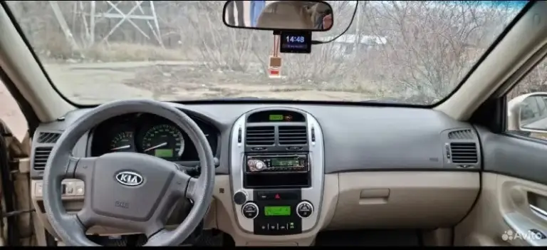 Kia cerato в хорошем состоянии. Донецк продаётся надёжный и комфортный kia cerato. Автомобиль полностью на ходу, аккуратно эксплуатировался. ✅ 2 литра, 143 л. С. ✅ пробег 250 000 ✅ 2007 год ✅ цена 599 000 ✅ двигатель работает ровно ✅ коробка переключает без проблем ✅ ходовая часть без посторонних стуков ✅ кузов в хорошем состоянии для своих лет ✅ салон чистый и ухоженный комплектация: • кондиционер • электростеклоподъёмники • усилитель руля • подушки безопасности • центральный замок • литые диски автомобиль комфортный и экономичный, отлично подойдёт как для города, так и для поездок. ✅документы в порядке. ✅возможен торг. 📞 пишите или звоните — отвечу на все вопросы. +79493878275
📞 Звоните: +7(949)3878275 - фотография - 9