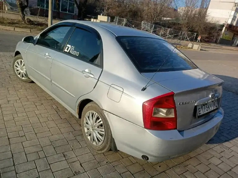 Автор: продаю kia cerato 2006г 1.6 акпп гбо4 личный автомобиль, владею три года, езжу каждый день. Есть запись всех ремонтов за мой срок эксплуатации. Акпп работает хорошо. 400₽ разумный торг возле авто. Донецк +79498105120.. !!!наш телеграм канал [ бесплатное размещение за репост!!! Правила сообщества [ мы в мах [ [
📞 Звоните: +7(949)8105120 - фотография - 2