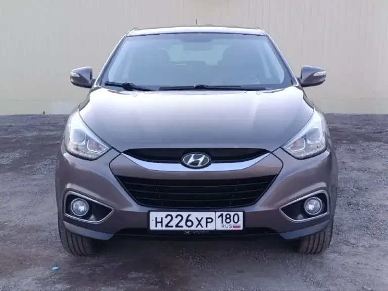 ☑️Hyundai ix35 рестайлинг☑️
В шикарном состоянии!
✅Полный привод 4 wd
✅Без дтп!
✅Год выпуска 2014
✅Мотор 2.0
✅Бензиновый (атмосферный)
✅Коробка механика 6 ступка
✅Пробег 215 тыс. Км.
✅Автотека зелёная
✅Двигатель работает превосходно без постороннего шума! (и на холодную и на горячую)
✅Дневные ходовые огни
✅2 Ключа
✅Сигнализация
✅Режим eco
✅Разъемы под aux usb
✅Разъем 12v
✅Камера заднего вида
✅Литые диски r17

🔥В подарок новому владельцу🔥 ✅полный бак топлива
✅Донецк. Стоимость 1.395.000₽🔥
Тел. +7949-50-800-60 - фотография - 6