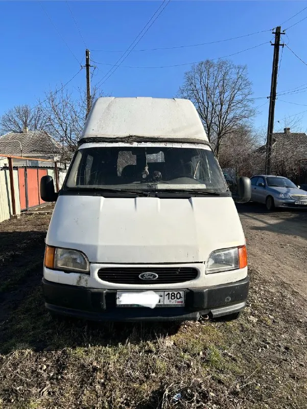 Ford транзит 2.5 1999г на полном ходу.
По документам пассажирский, категория д. Несущие части целые. Поваренный. Нужно доварить рамку лобового окна. Резина хорошая.
К нему отдается такой же транзит, как донор (без двигателя и коробки)
Переоформление без проблем.
Местоположение г. Горловка
Все вопросы по телефону +7 (949) 443-61-91
Цена 300т +торг
📞 Звоните: +7(949)4436191 - фотография - 1