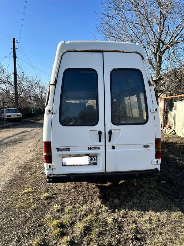 Ford транзит 2.5 1999г на полном ходу.
По документам пассажирский, категория д. Несущие части целые. Поваренный. Нужно доварить рамку лобового окна. Резина хорошая.
К нему отдается такой же транзит, как донор (без двигателя и коробки)
Переоформление без проблем.
Местоположение г. Горловка
Все вопросы по телефону +7 (949) 443-61-91
Цена 300т +торг
📞 Звоните: +7(949)4436191 - фотография - 2