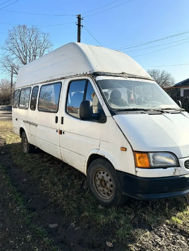 Ford транзит 2.5 1999г на полном ходу.
По документам пассажирский, категория д. Несущие части целые. Поваренный. Нужно доварить рамку лобового окна. Резина хорошая.
К нему отдается такой же транзит, как донор (без двигателя и коробки)
Переоформление без проблем.
Местоположение г. Горловка
Все вопросы по телефону +7 (949) 443-61-91
Цена 300т +торг
📞 Звоните: +7(949)4436191 - фотография - 4