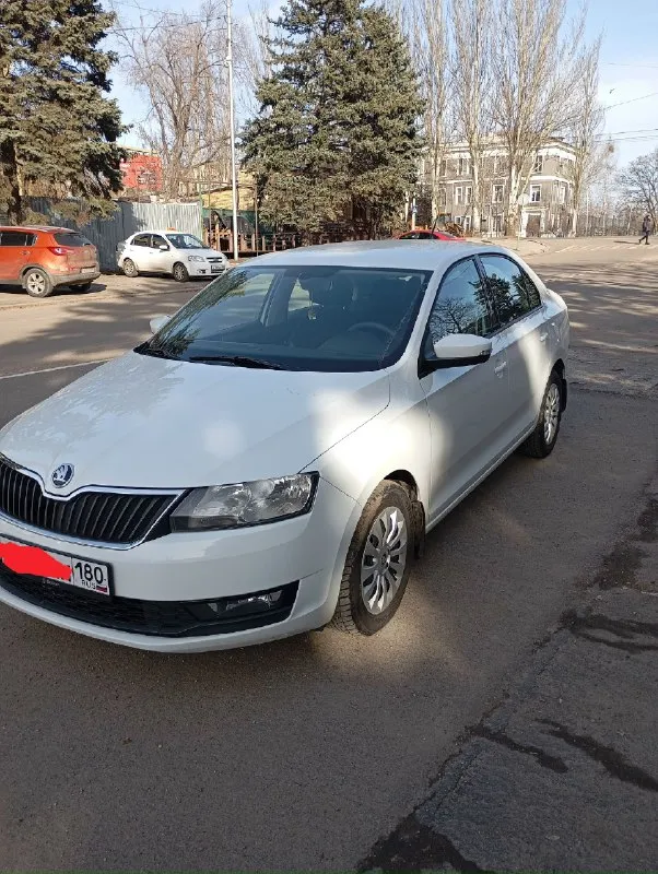 Продам skoda рапид 2018 двигатель 1.6 110 лошадей два комплекта ризины новай пробег 163350 каждый день ежу на роботу пробег будет другим любые проверки есть блокнот где записывал что делал по машини отдам новому владельцу чтобы понимал когда проходить т. О сейчас не чего делать не нужно замену масла делал 1000 км назад я хозяин кто ищет машину для себя этот самый оптимальный вариант причина продажи ишю машину красовер цена авто 1350000 торг подробнее расскажу по телефону машина достойная новый владелец не пожалеет тел +7949 899 36 27 макеевка
📞 Звоните: +7(949)8993627 - фотография - 1