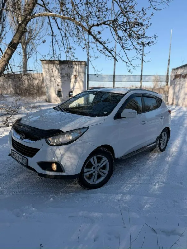 Hyundai ix 35 2012 год мотор 2.0 акпп пробег 234.000 км автомобиль в отличном состоянии. Мотор после капиталки ‼️ полностью обслужен. Без каких либо вложений. Кузов и салон в отличном состоянии. Любые проверки на сто. Цена: 1.250🍋 торг! Г. Харцызск все вопросы : +79493870131
📞 Звоните: +7(949)3870131 - фотография - 2