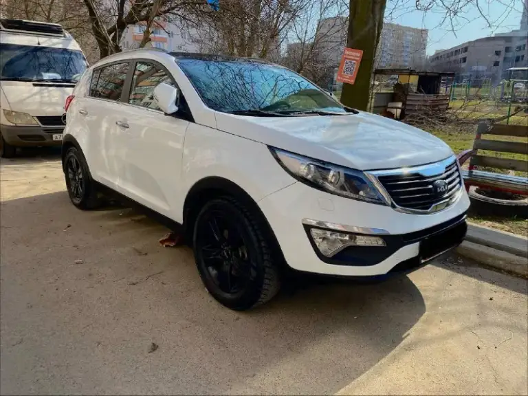 🚘Марка: kia sportage
⚙️Двигатель: 2.0 л awd
⛽️Вид топлива: бензин
📅Год выпуска: 2011
💴Цена: 1.300.000 ₽
🗺Пробег: 179.000 км
📦Кпп: автомат
📝Описание:
• Панорамная крыша
• Кнопка star-stop
• Кондиционер
• 4 Эл. Стекло подъёмники
• Усилитель руля
• Электро регулировки зеркал
• Подогревы сидений
• Мультимедия usb, aux, bluetooth
• Сенсорный монитор
• Камера заднего вида
• Мультируль
📍•Город мариуполь, донецк
📱Номер телефона: +7-949-476-84-45
+7-949-306-15-30
📲 Tg: @tyman988
📞 +7(949)4768445
📲 Tg: @da83robot
📞 Звоните: +7(949)4768445 - фотография - 2