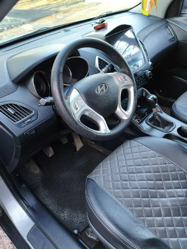 Автор: продам hyundai ix 35.2010г. В куплен в2011году 2.0 мех кпп состояние хорошее, пробег180т, км. Двигатель только после кап ремонта 4тыс км(менялось всё)блок гилзовался (до декабря на гарантии) новая помпа, ролики, ремень, свечи, две катушки, сцепление, сделана ревизия стартера и генератора, новый радиатор печки, кондиционер заправлен новая резина, новый аккумулятор, ходовка летом перебералась. Двухсторонняя сигнализация два комплекта ключей цена 1 миллион50тыс, руб!торг! Осмотр донецк пролетарский район щетинина+79493749326.. !!!наш телеграм канал [ бесплатное размещение за репост!!! Правила сообщества [ мы в мах [ [
📞 Звоните: +7(949)3749326 - фотография - 8