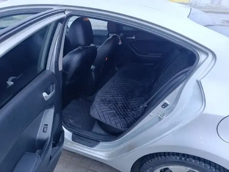 Продам kia церато, 2013 г. В. , пробег 312000. Мотор 1,6 механика(6 ступка), очень экономичный и надёжный автомобиль. Сухой, работает ровно, коробка переключается мягко. Ходовка обслужена, без посторонних звуков. Два ключа. Хорошая зимняя резина. Кондиционер работает. Без дтп. Кузов и салон в отличном. . На 300т. Произведена замена цепи, сцепления (в сборе), тормозных дисков с колодками. На 309 замена масла в двс с фильтрами.
Цена 830.000₽ торг.
+79497224839
📲 Tg: виталий сергеевич
📞 Звоните: +7(949)7224839 - фотография - 6