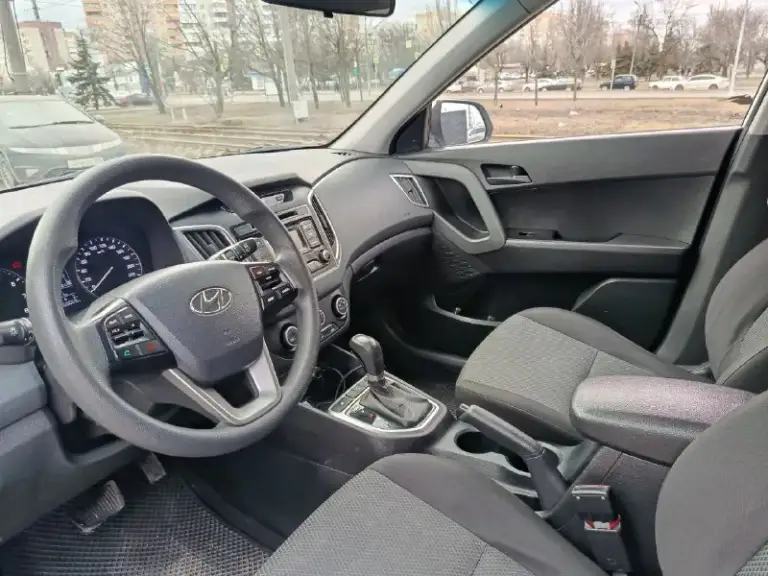 Hyundai creta 1.6 at 2017
-Пробег 165000
- Автомат
-Цена: 1.545000₽
-Тел: +79494676510
-Мариуполь
Отличное состояние автомобиля, весь в родной краске, своевременно обслуживался. В данный момент без вложений, кузов без дефектов, коробка работает четко масло менялось, подвеска без нареканий никаких стуков, по электрике ошибок нет. Салон не затерт ухожен.
Круиз-контроль, кондиционер, автозапуск с телефона, bluetooth audio aux usb громкая связь, задний парктроник, птф, все стеклоподъëмники. История прозрачная, отчет автотеки прилагаю в фото.
📲 Tg: т
📞 Звоните: +7(949)4676510 - фотография - 7