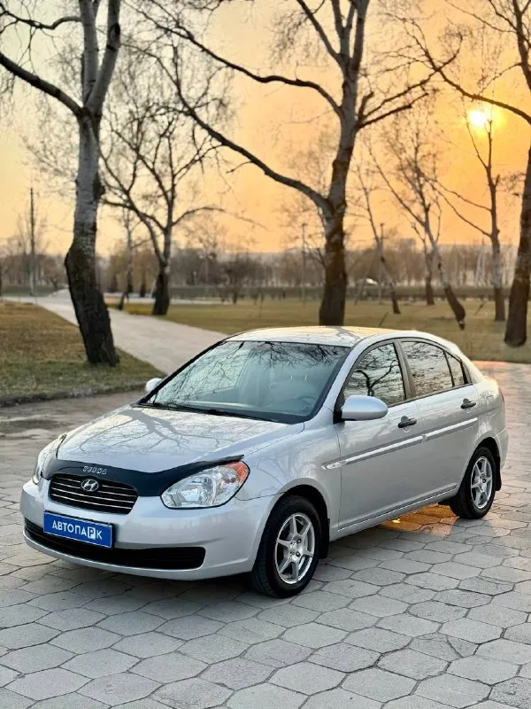 🇰🇵 Hyundai verna

💰Цена: 580 000р
🏢Город: мариуполь
📅Год выпуска: 2006
🧾Пробег: 147 633км.
⚙️Двигатель: 1.4
⛽Топливо: бензин
⚙️Кпп: механика

📞 Телефон:

+7-949-727-41-51
+7-949-551-91-52
+7-989-263-55-56

💾 Описание:

Легендарный седан будет идеальным выбором для тех кто ищет надежный автомобиль.

✅ Преимущественно родная
Краска, кузов без коррозии
✅ Оригинальный пробег
✅ Техническая часть на 5+

Хорошая комплектация:
Кондиционер, электро пакет, литые диски на хорошей резине.

➕Автомобиль с пройденным техническим осмотром и готов к переоформлению.

Улица шевченко 2️⃣6️⃣9️⃣

🏦 Возможна продажа в кредит по двум документам. - фотография - 3
