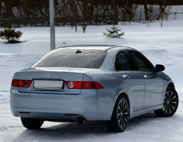В продаже honda accord vll поколения, 2.0 л, мт. Технически обслужен, цепь заменена - 10.03.25. Двигатель тянет отлично, масла / фильтра новые. Отреставрирована рулевая рейка, перетряхнута ходовая часть (передок новый включая рычаги) новые тормозные диски с колодками вкл ручник.

Автотека зелёная, в дтп не участвовал. Днище и пороги целые, заводские. Ржавчины и гнили нет. Установлено сенсорное управление климатом с дисплея (либо штатно, т. Е клавишами) динамики фирмы hertz’s, 6 шт. Оптика переупакована, свет достойный, стоят bi led линзы. Резина : r16 / r18.

Техосмотр пройден, авто готово к оформлению. Цена : 700,000 рублей. Обмен не рассматриваю. Территориально находится в г макеевка (центр) контакты : +7(949)077-65-85, +7(950)710-27-27 если не дозвонились, напишите в лс, перезвоню. - фотография - 7