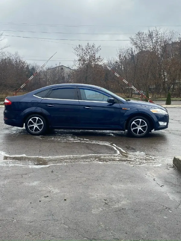 Продаю родную душу ford мондео 4 2.0 мкпп за время владения много чего было доработано установленные лазерные билэд модули фары и противотуманки закатаны в полиуретановую пленку. Месяц назад перешил руль салон в отличном состоянии стоит дорогая андроид магнитола. Грамотно проложены провода под музыку, по желанию можете вставить что захотите недавно перебрал полностью тормоза ( 3 суппорта перебрано, один задний был заменен) полностью новая магистраль. Прошлый собственник капиталил мотор, с момента капиталки прошел 90 тыс. Мною был удален катализатор и егр, прошита под евро 2 на специализированном сервисе. Два комплекта резины. Сейчас на зиме лето диски, резина везде хорошая. В общем все работает, все светит. Электропривод водительского сидения, двухзонный климат контроль, датчик света и дождя, камера заднего вида. Полный обогрев переднего и заднего лобового стекла. Есть конечно косячки по кузову. Реальному покупателю разумный торг! Цена 640 тыс руб будут вопросы, звонить
📞 Звоните: +7(949)4229558 - фотография - 8