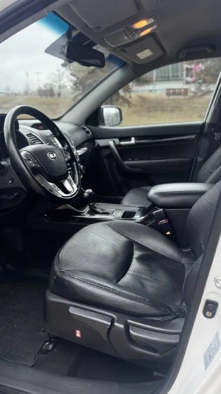 Kia sorento
2014 Год
Двигатель 2.4 бензин
Коробка автомат
Пробег 174тыс. Км
Автомобиль в отличном состоянии,
Авто обслужен от и до,
Вложения не требует не какого от слова совсем !
Комплектация
Кожаный салон
Электропривод зеркал
Полный привод
Помощь при спуске
Круизконтроль
Мультируль
Без ключевой доступ
Запуск старт stop
Камера заднего вида
Климат контроль двух зоны
Подогрев сидений
Подогрев зеркал
Подогрев дворников
Подогрев руля
Антибликовое зеркало
Датчик света
Датчик дождя
Два ключа
Abs
Esp
Airbag
Бортовой компьютер
Четыре стеклоподъемника
С документами все в полном порядке,
Продажа с полным переоформлением в гаи
Г. Донецк
Цена 1.625.000
Звоните остальное по тел.
+79496447942
Возможно продажа в кредит - фотография - 10